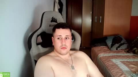 Snapshot of sergio95n chatting on October 28, 2025, 3:25 pm Pollos online show from October 28, 2025, 3:25 pm