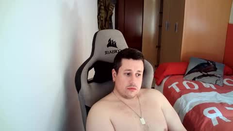 Snapshot of sergio95n chatting on February 22, 2026, 2:04 pm Pollos online show from February 22, 2026, 2:04 pm