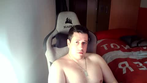 Snapshot of sergio95n chatting on February 28, 2026, 3:46 pm Pollos online show from February 28, 2026, 3:46 pm