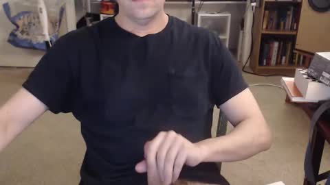 Snapshot of sergiovalenti chatting on April 3, 2026, 6:28 pm sergiovalenti online show from April 3, 2026, 6:28 pm