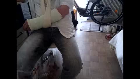 Snapshot of serpenttiin chatting on November 30, 2025, 11:25 am serpenttiin online show from November 30, 2025, 11:25 am