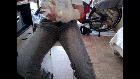 Snapshot of serpenttiin chatting on December 3, 2025, 11:08 am serpenttiin online show from December 3, 2025, 11:08 am