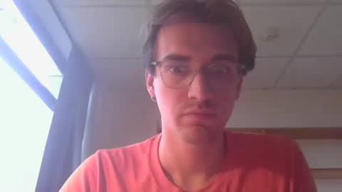 Snapshot of servandomier chatting on March 9, 2025, 6:11 pm mier online show from March 9, 2025, 6:11 pm