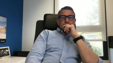 sesamechris92 online show from April 24, 2026, 3:36 pm