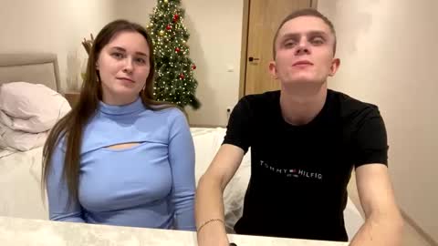 sescouple online show from January 11, 2025, 6:01 pm