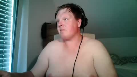 Snapshot of setcuna chatting on June 8, 2026, 5:02 pm setcuna online show from June 8, 2026, 5:02 pm