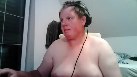 Snapshot of setcuna chatting on June 18, 2026, 8:46 pm setcuna online show from June 18, 2026, 8:46 pm