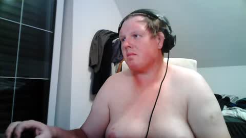 Snapshot of setcuna chatting on July 28, 2026, 9:03 pm setcuna online show from July 28, 2026, 9:03 pm