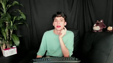 seth_ryder online show from February 14, 2025, 8:10 am