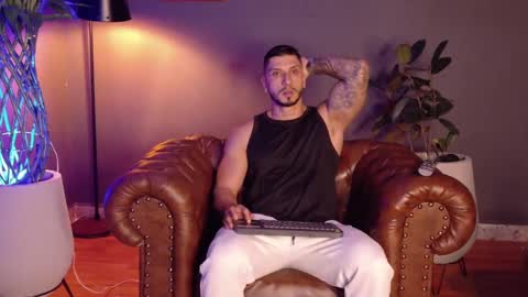 Snapshot of seth_vega_ chatting on October 7, 2025, 6:27 pm HEY IM SETH online show from October 7, 2025, 6:27 pm