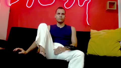 Sett Blanco  online show from September 24, 2025, 7:50 pm