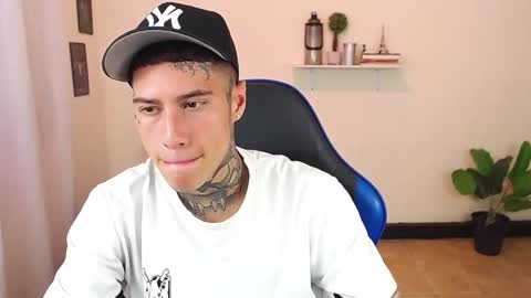 Thomas online show from December 15, 2025, 10:03 pm