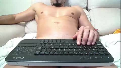 Snapshot of sex_machine_19 chatting on November 11, 2025, 11:43 am SEX MACHINE 19 online show from November 11, 2025, 11:43 am