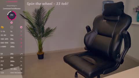 Snapshot of sexberry_ chatting on February 3, 2025, 10:47 am Melissa online show from February 3, 2025, 10:47 am