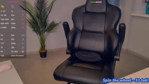 Snapshot of sexberry_ chatting on February 6, 2025, 10:26 am Melissa online show from February 6, 2025, 10:26 am