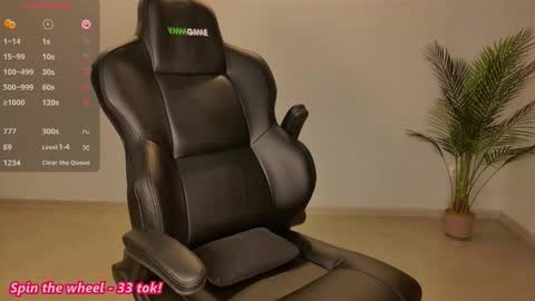 Snapshot of sexberry_ chatting on October 1, 2025, 7:58 am Melissa online show from October 1, 2025, 7:58 am