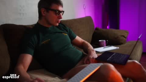 Snapshot of sexespresso chatting on January 17, 2025, 4:04 pm Thank you for Birthday Wishes online show from January 17, 2025, 4:04 pm