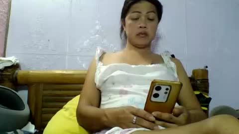 Snapshot of sexgoddesses4u chatting on June 10, 2026, 4:01 am Ems online show from June 10, 2026, 4:01 am