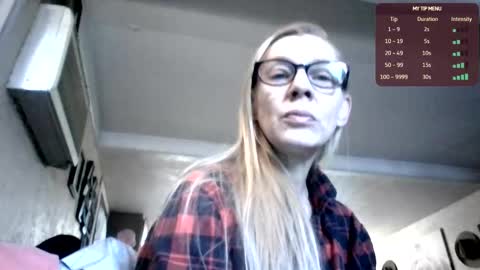 Snapshot of sexi69bigirl chatting on February 18, 2026, 10:39 pm sexi69bigirl online show from February 18, 2026, 10:39 pm