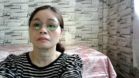Snapshot of sexi_monica chatting on July 26, 2026, 1:47 am sexi_monica online show from July 26, 2026, 1:47 am