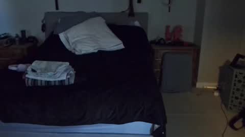 sexkittenfordaddy online show from April 17, 2026, 4:32 pm