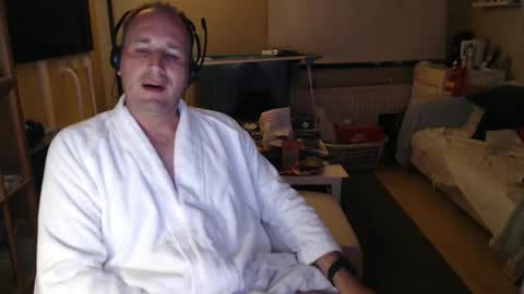 Sexlobo online show from April 11, 2026, 12:04 am