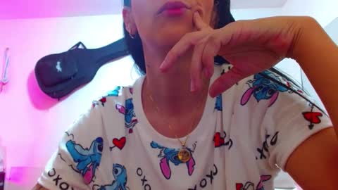 Snapshot of sexmilkdirty chatting on January 19, 2025, 2:25 am sexmilkdirty online show from January 19, 2025, 2:25 am