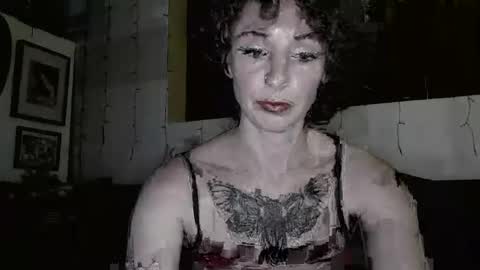 Snapshot of sexnchocolate chatting on February 19, 2025, 6:44 am Trixy Rose online show from February 19, 2025, 6:44 am