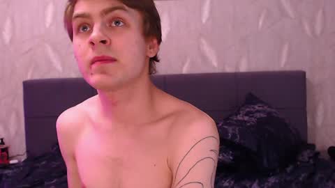 Jennis and OliverPvt is open online show from April 12, 2026, 12:54 pm