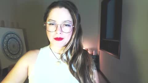 Snapshot of sexwwoman chatting on February 8, 2025, 1:54 am CHIARA online show from February 8, 2025, 1:54 am