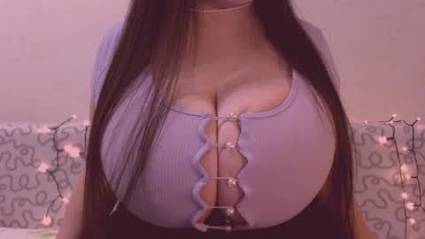 Snapshot of sexxgirlboy chatting on December 29, 2024, 2:21 pm Julia online show from December 29, 2024, 2:21 pm