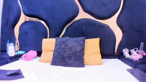 Sexxtaty online show from May 9, 2026, 2:44 pm