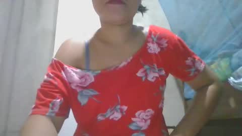 Snapshot of sexxxymomsh chatting on March 23, 2026, 7:18 pm sexxxymomsh online show from March 23, 2026, 7:18 pm