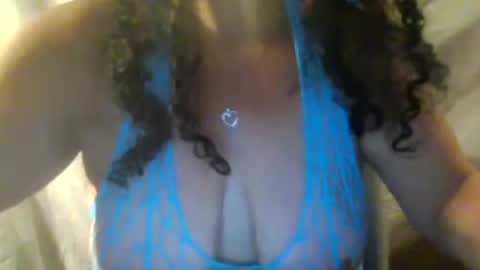 CurvyMILF86 online show from June 16, 2026, 2:47 am