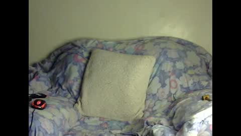 Snapshot of sexxy_boobiess chatting on November 24, 2025, 8:36 am Natural boobs online show from November 24, 2025, 8:36 am