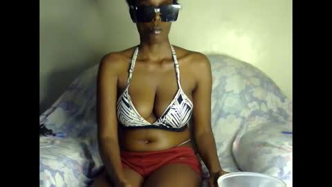 Snapshot of sexxy_boobiess chatting on November 28, 2025, 9:45 am Natural boobs online show from November 28, 2025, 9:45 am