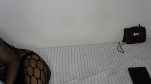 Snapshot of sexxy_nisa chatting on March 3, 2025, 12:37 am sexxy_nisa online show from March 3, 2025, 12:37 am