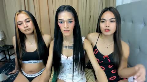 ladyyy sarahh online show from January 9, 2026, 7:04 pm