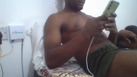 sexxybooty254 online show from December 2, 2025, 11:04 am