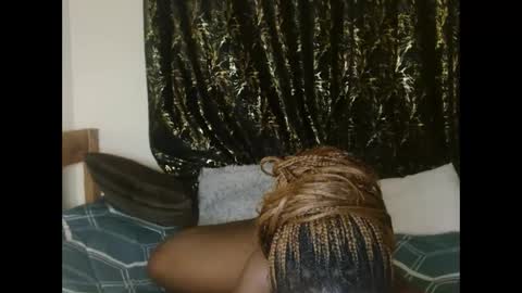 sexxypritty online show from November 16, 2025, 6:57 pm