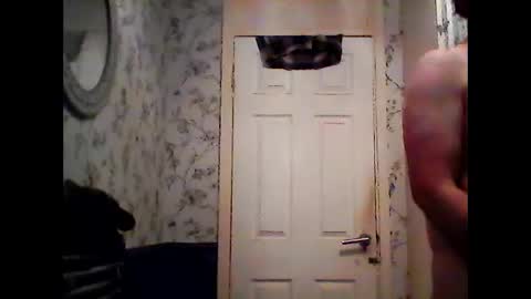 Snapshot of sexy787411 chatting on February 4, 2026, 7:09 pm sexy787411 online show from February 4, 2026, 7:09 pm