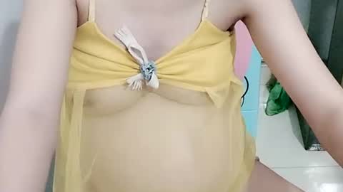 sexy8685 online show from April 16, 2026, 2:23 am