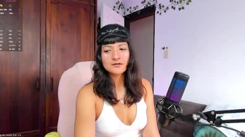 sexy__emma online show from March 29, 2026, 8:31 pm