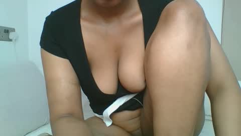 sexy rhian online show from February 1, 2026, 7:51 am