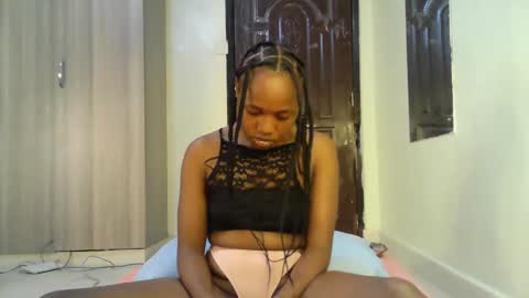 Snapshot of sexy_ariana_2 chatting on January 21, 2025, 2:59 pm Ariana online show from January 21, 2025, 2:59 pm