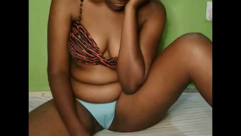 Snapshot of sexy_banice chatting on February 8, 2026, 3:26 pm sexy_banice online show from February 8, 2026, 3:26 pm