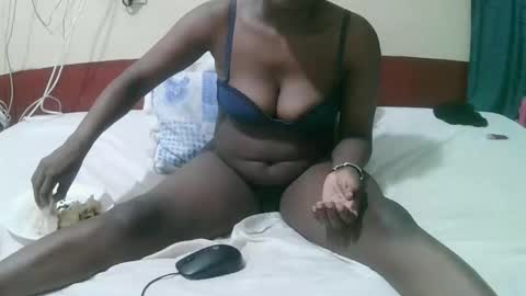 Snapshot of sexy_bbae chatting on October 18, 2025, 6:08 pm sexy_bbae online show from October 18, 2025, 6:08 pm