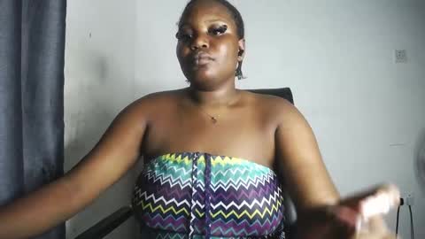Snapshot of sexy_bigmama0 chatting on June 8, 2026, 1:28 am Jamilah online show from June 8, 2026, 1:28 am