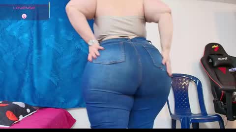 karla           instagram  online show from December 16, 2025, 3:50 pm