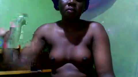 Snapshot of sexy_divah23 chatting on February 12, 2026, 7:14 am sexy_divah23 online show from February 12, 2026, 7:14 am